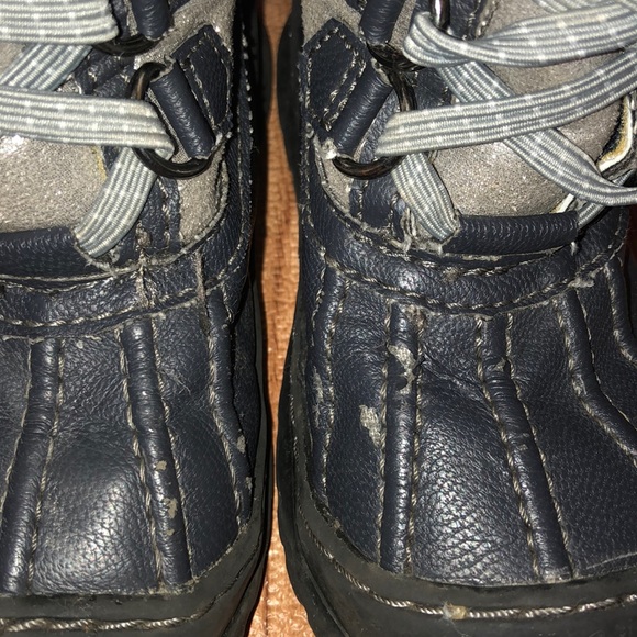 Old Navy Cute furry Snow ❄️ boots size 9 - Picture 2 of 4